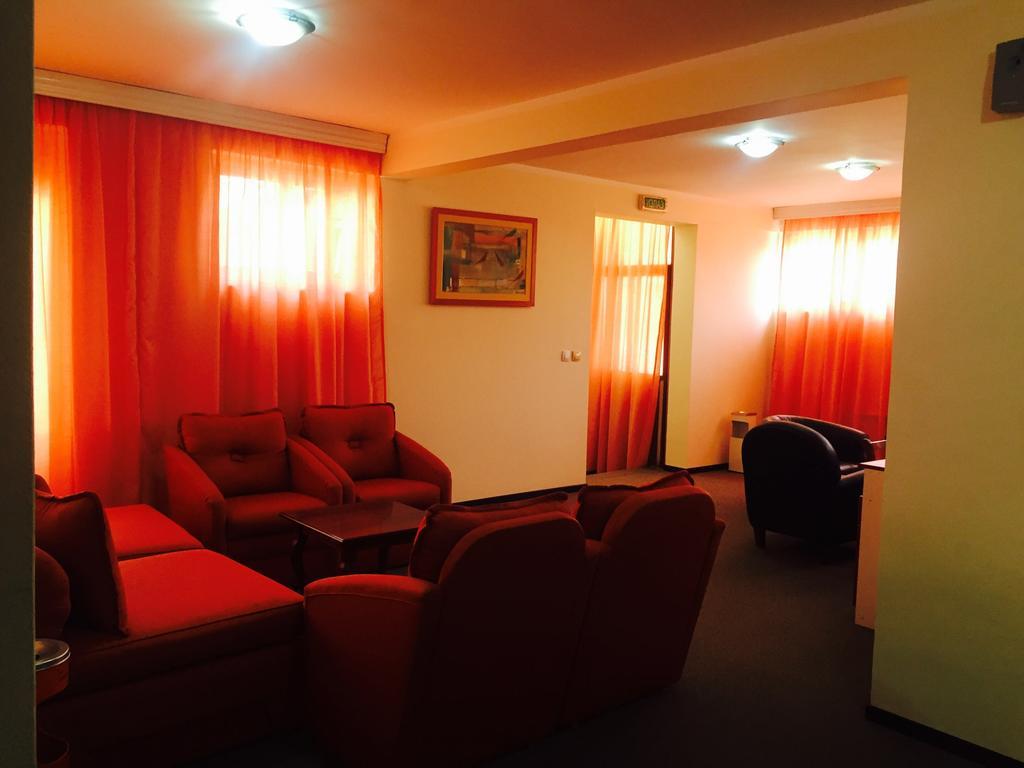 Accommodation Tara Белград Экстерьер фото