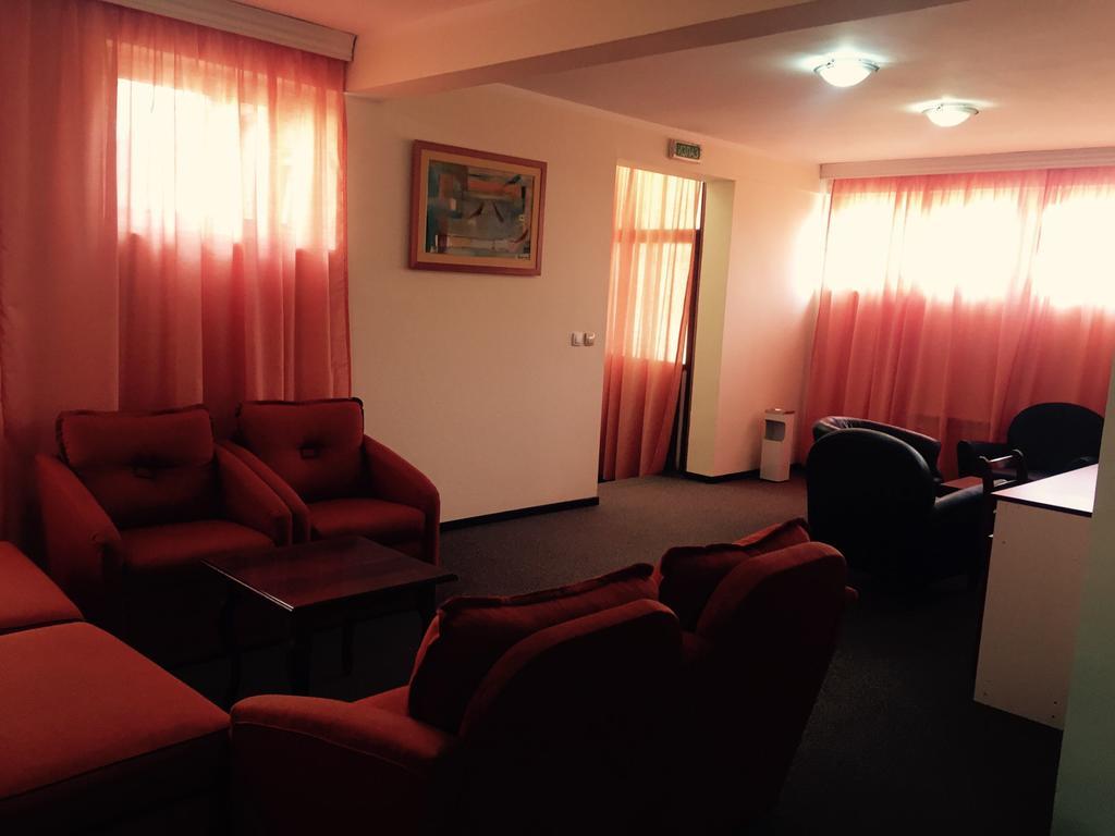 Accommodation Tara Белград Экстерьер фото